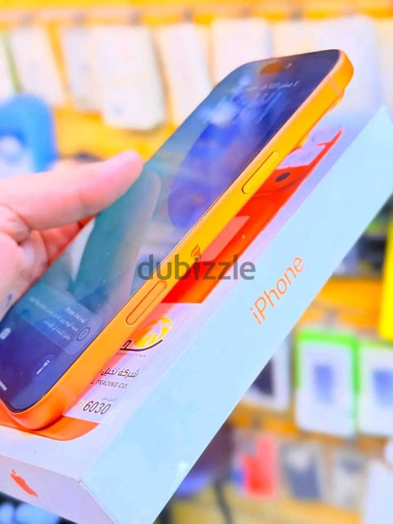 Apple - iPhone 17 Pro Max 2