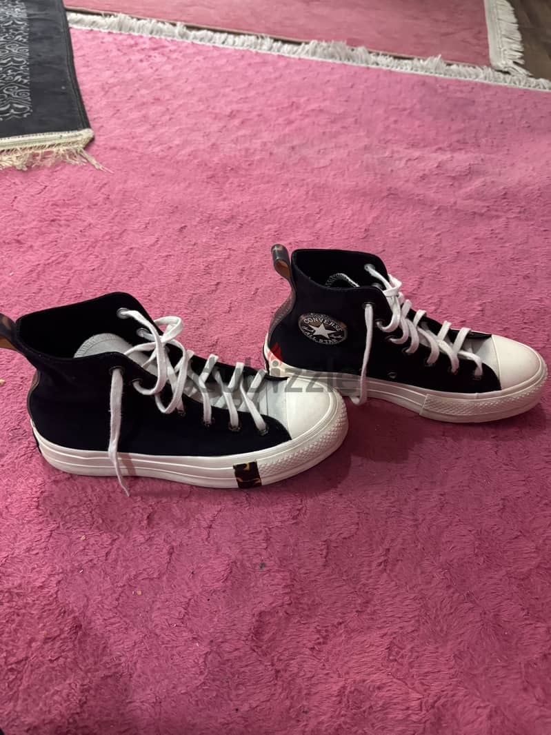 Converse shoes 1
