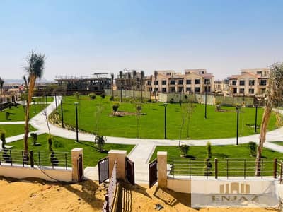 (Townhouse) double-face view of a wide garden, magra el sale view area (211)