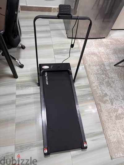 مشايه كهربائيه استعمال خفيف جدا مرات محدوده - walking pad