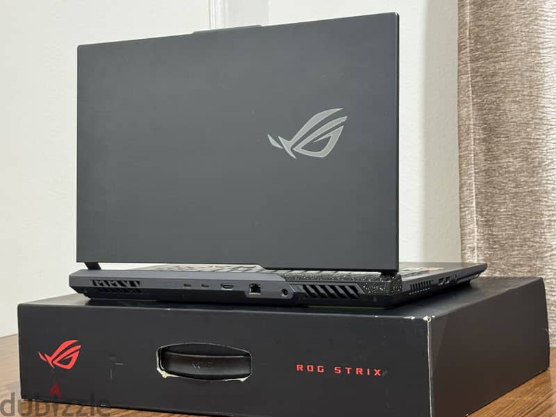 Asus Rog Strix G173PV 12