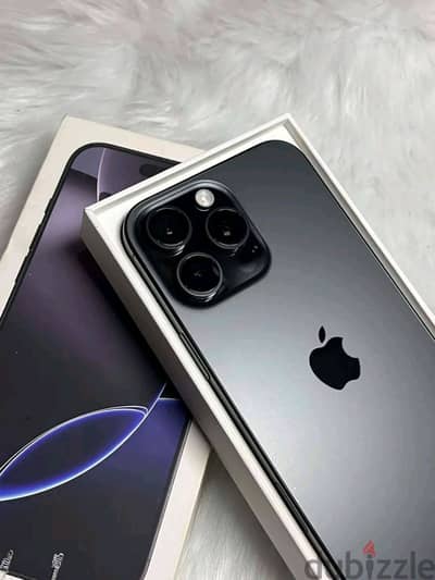 آبل - آيفون 16 برو