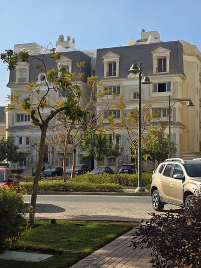 ماونتن فيو هايد بارك – القاهرة الجديدة  أقل من سعر السوق استلام فوري  ك آي فيلا A رووف ميدل للبيع فيو مميز جداا  المساحة: 300 متر  مساحة الروف: 80 متر