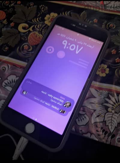 آبل - آيفون 8 بلس