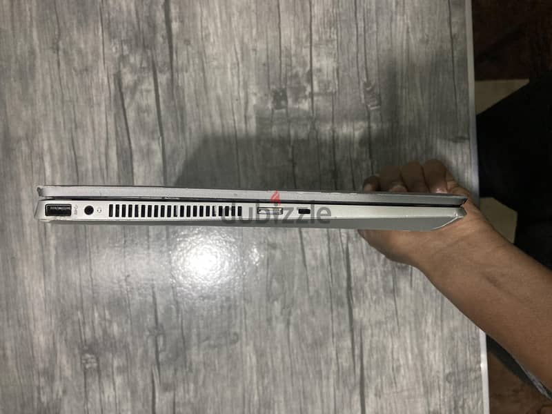 HP pavilion x360 4