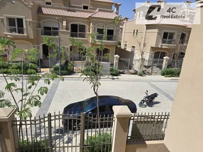 توين هاوس استلام فوري بأقل سعر في كمبوند الباتيو أورو