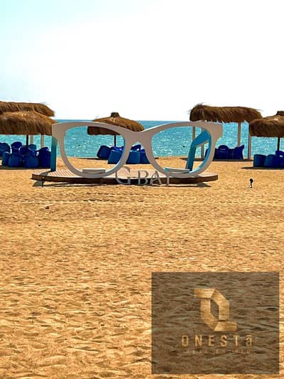 Two-bedroom chalet for sale with a sea view, fully finished and already built, with a 20% discount in G-bay, Ain Sokhna, and installments up to 10 yea