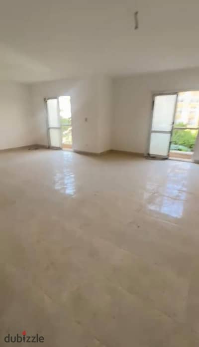 Apartment for sale garden and street view ready to move in 224 sqm typical floor adjacent to the Eastern Market 3 bedrooms in Al Rehab 2 Phase 7 Apartment for sale garden and street view ready to move in 224 sqm typical floor adjacent to the Eastern Market 3 bedrooms in Al Rehab 2 Phase 7