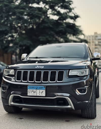 جراند شيروكي  للايجار بالسائق و بدون سائق