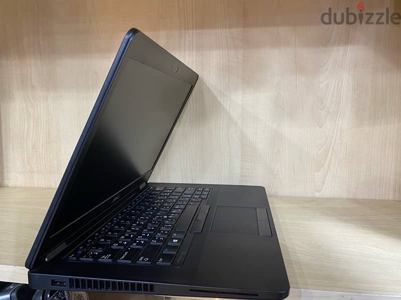 DELL LATITUDE E5470 1