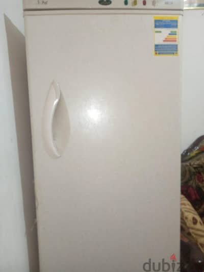 ديب فريزر كريازى ٦ درج 20الف