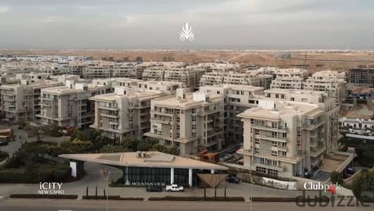اي فيلا رووف بمرحله club park بسعر اقل من الماركت بأفضل مساحه فيMountain View iCity بجوار Palm Hills New Cairo