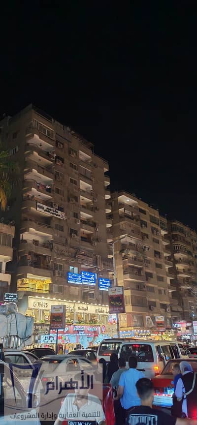 Penthouse 550m on King Faisal Street in front of Al-Arish Street for sale