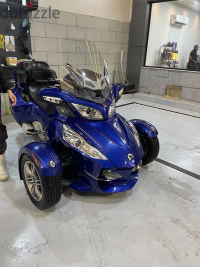 canan spyder 25000km