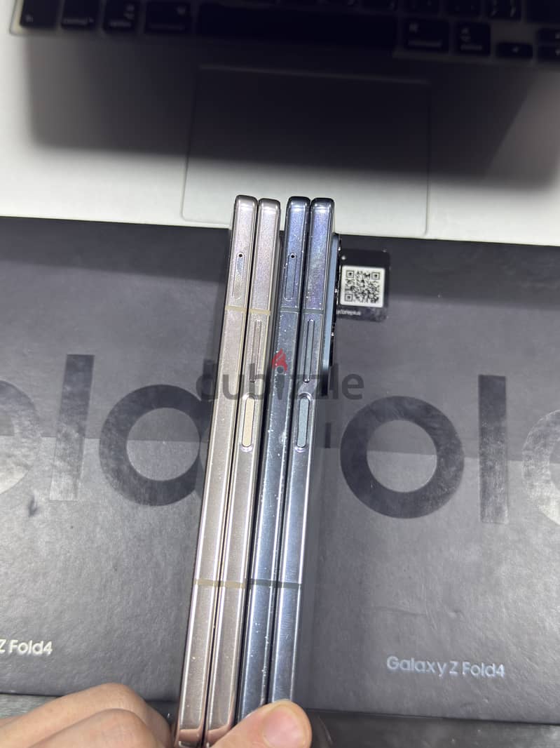 Samsung z fold 4 9
