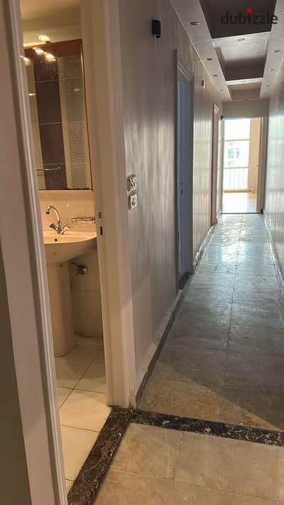 For rent, in Sabacha, 100m, the second number from the luxurious beach.