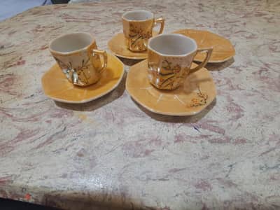 فناجين قهوه ياباني