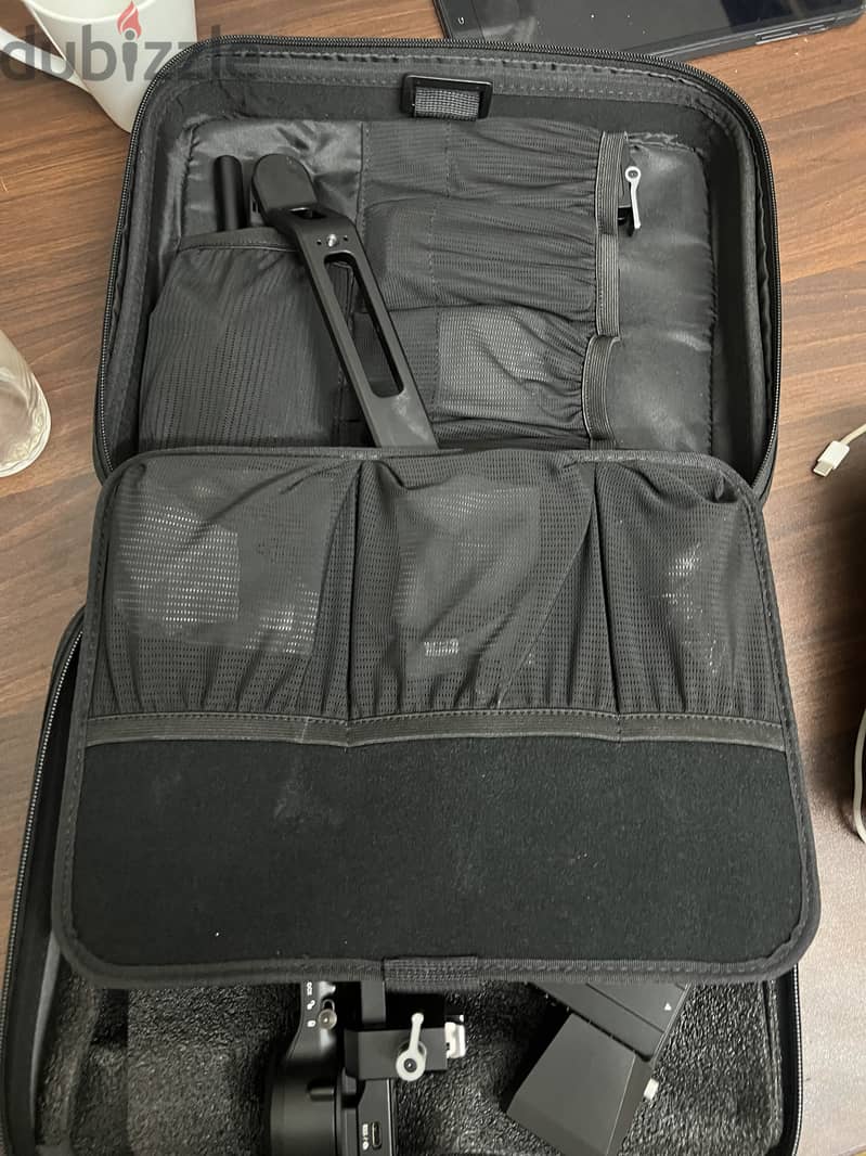 DJI RS4 combo like new 1