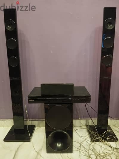 مسرح منزلي سامسونج موديل HT-E455K بحالة ممتازة