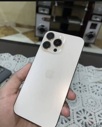 آبل - آيفون 16 برو ماكس