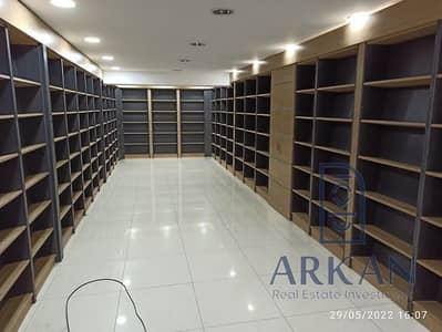 A&S Store with an area of 30m – inside Double G Mall, one of the most important commercial projects on the service axis in October Gardens, which is characterized by a strategic location surrounded by a high population density.