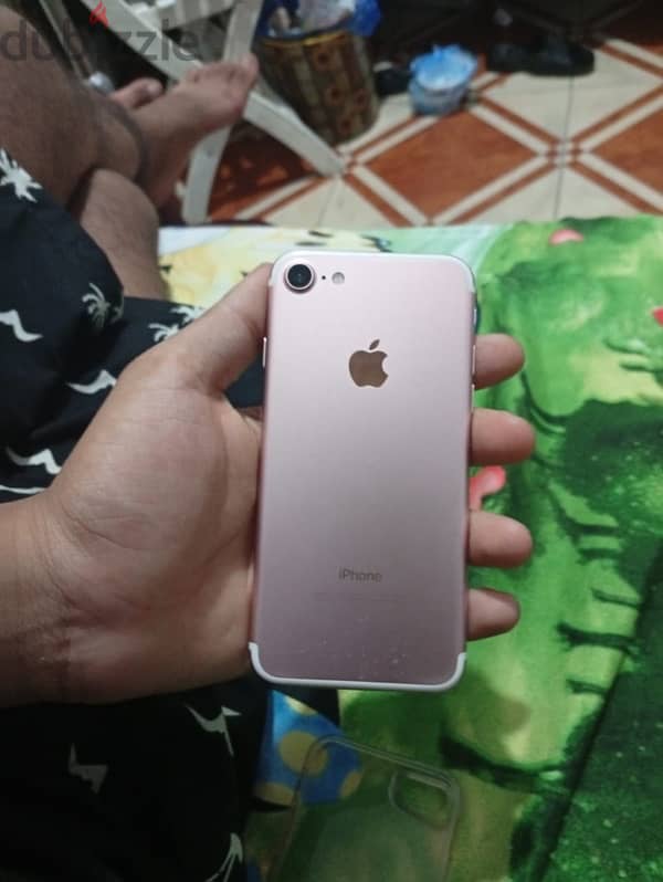 iPhone 7 3