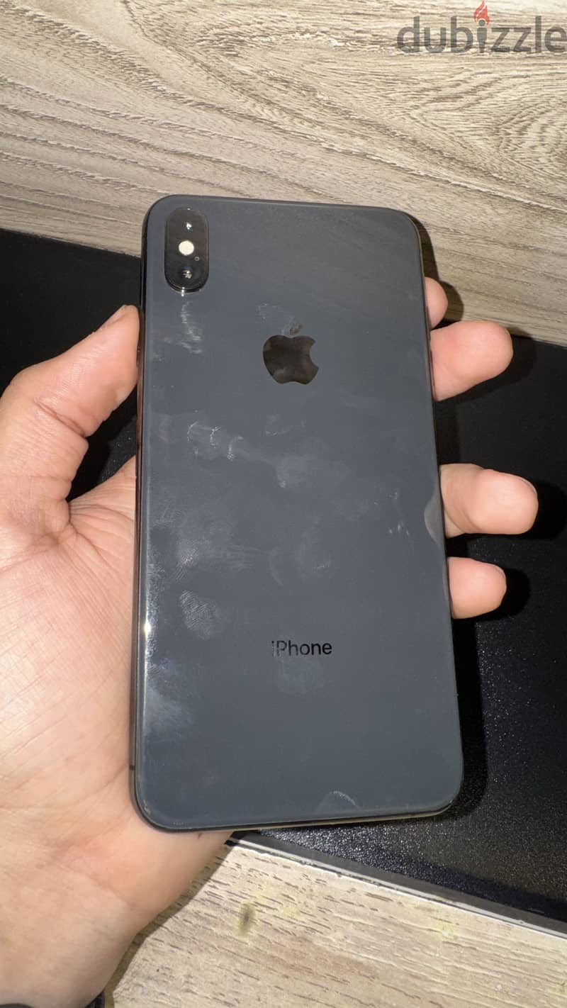 Apple - iPhone XS Max 1