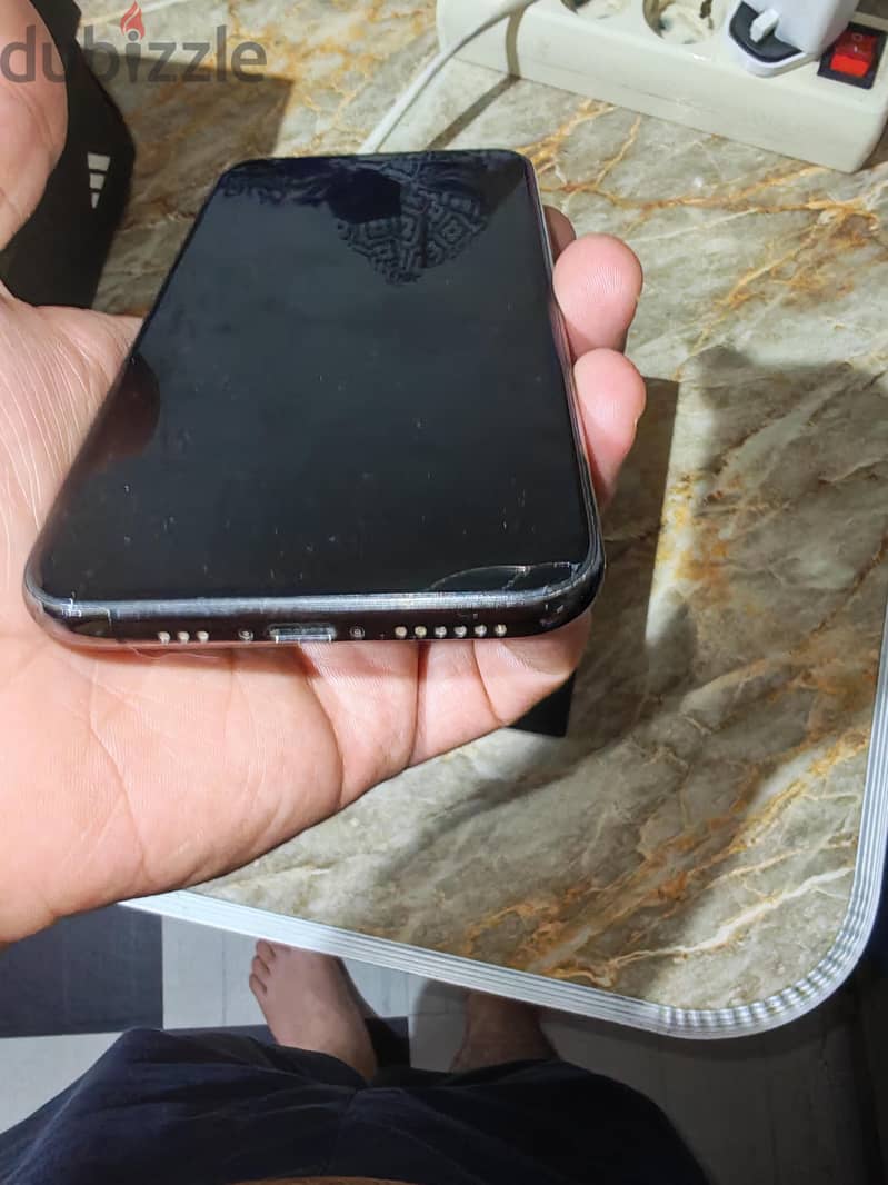 Apple - iPhone 11 Pro 2