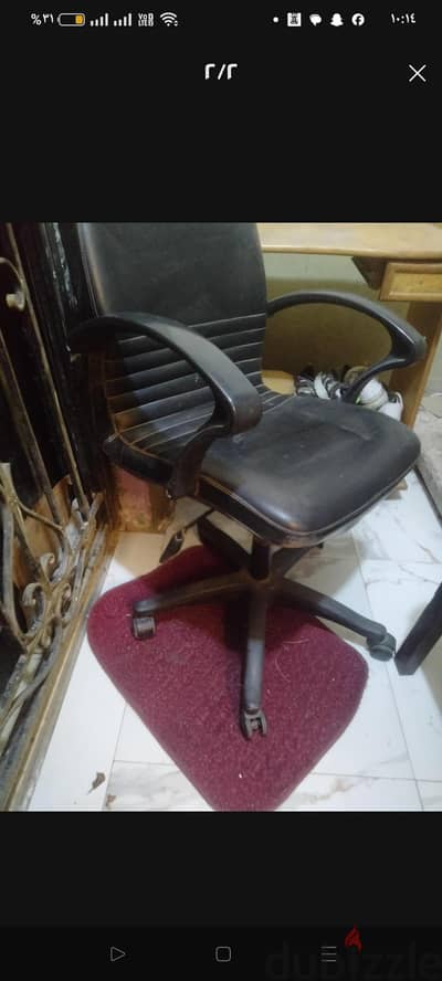 كرسي مكتب  بحاله جيده