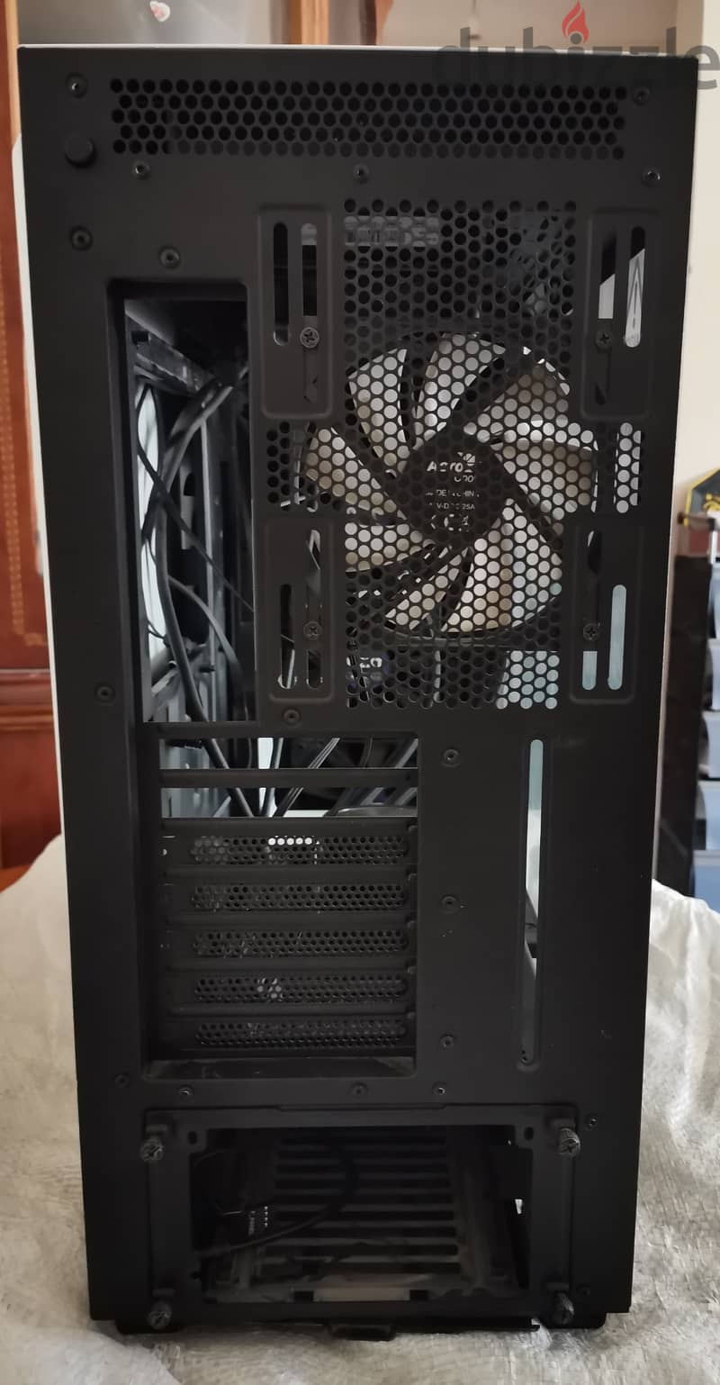Computer Case NZXT H700 MID TOWER 1