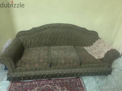 انتريه كامل مكون من 6 قطع بحاله جيده جدا للبيع