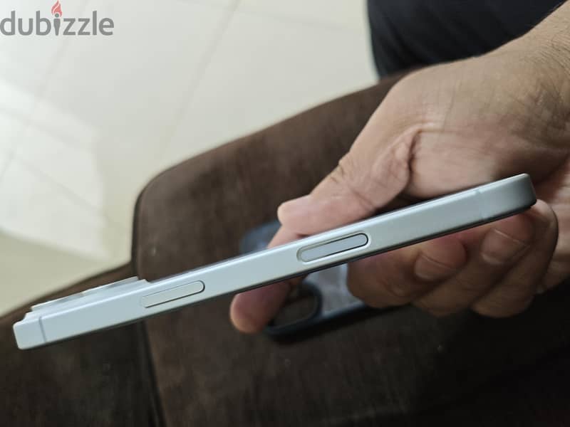 Apple - iPhone 17 6