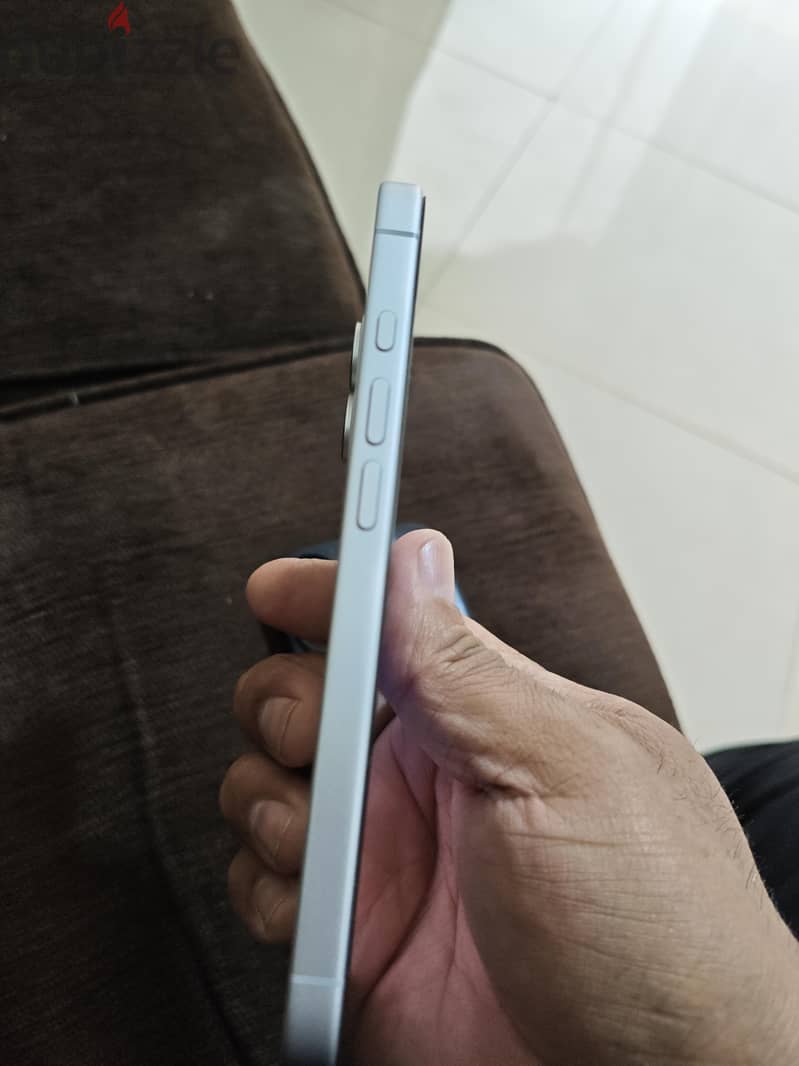 Apple - iPhone 17 5
