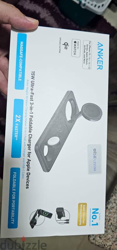 للبيع – شاحن Anker MagSafe  3X1 القابل للطي