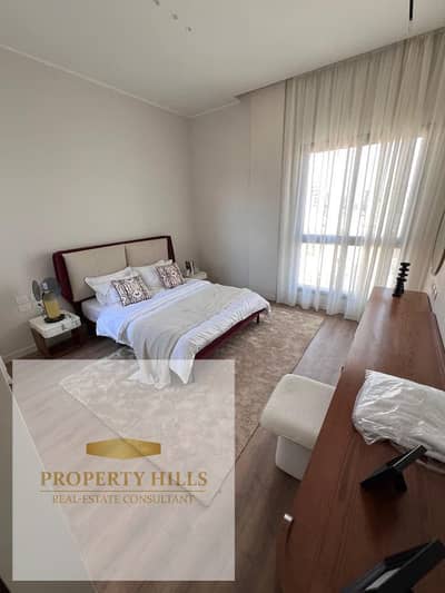 شقه جاهزه للاستلام والمعاينه للبيع في التجمع الخامس كمبوند ووتر واي متشطبه بالفرش The Waterway New Cairo