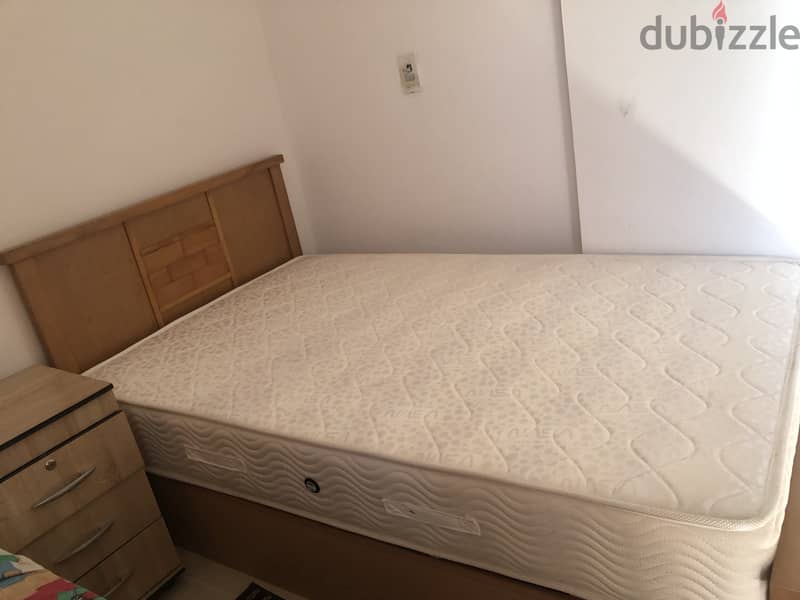 Beds with mattresses 2