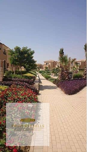 Fully Finished Corner Townhouse 260 sqm with A/Cs | Direct Landscape View | Telal East | New Cairo