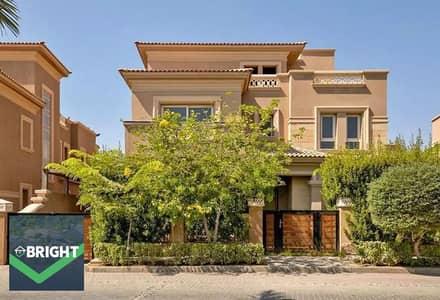 فيلا 232م - 3 غرف - متشطبة بالكامل - اوبن فيو متميز جدا وبسعر لايقارن بالماركت في الباتيو 5 ايست الشروق - patio 5 east