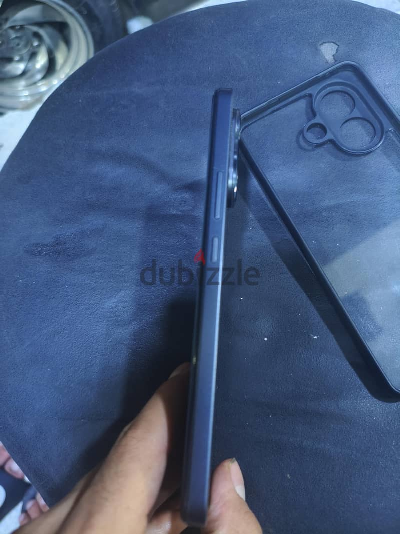 Vivo v60lyt 1