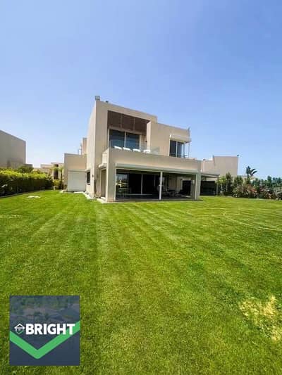 Luxury Golf Villa 600m - 4 bedrooms with Stunning Golf Views – very low price in Hacienda Bay north coast