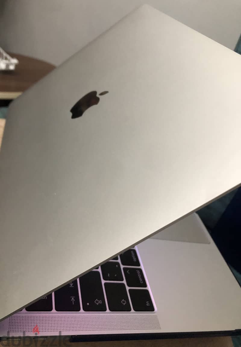 Macbook17 4