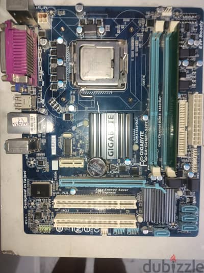 ماذر بورد جيجابايت Gigabyte G41 + رام DDR3 بحالة ممتازة
