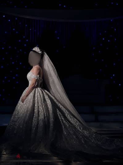 THIS IS YOUR DRESS!!