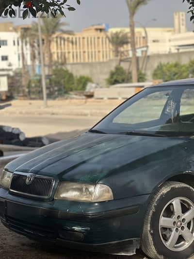 سكودا أوكتافيا 1998