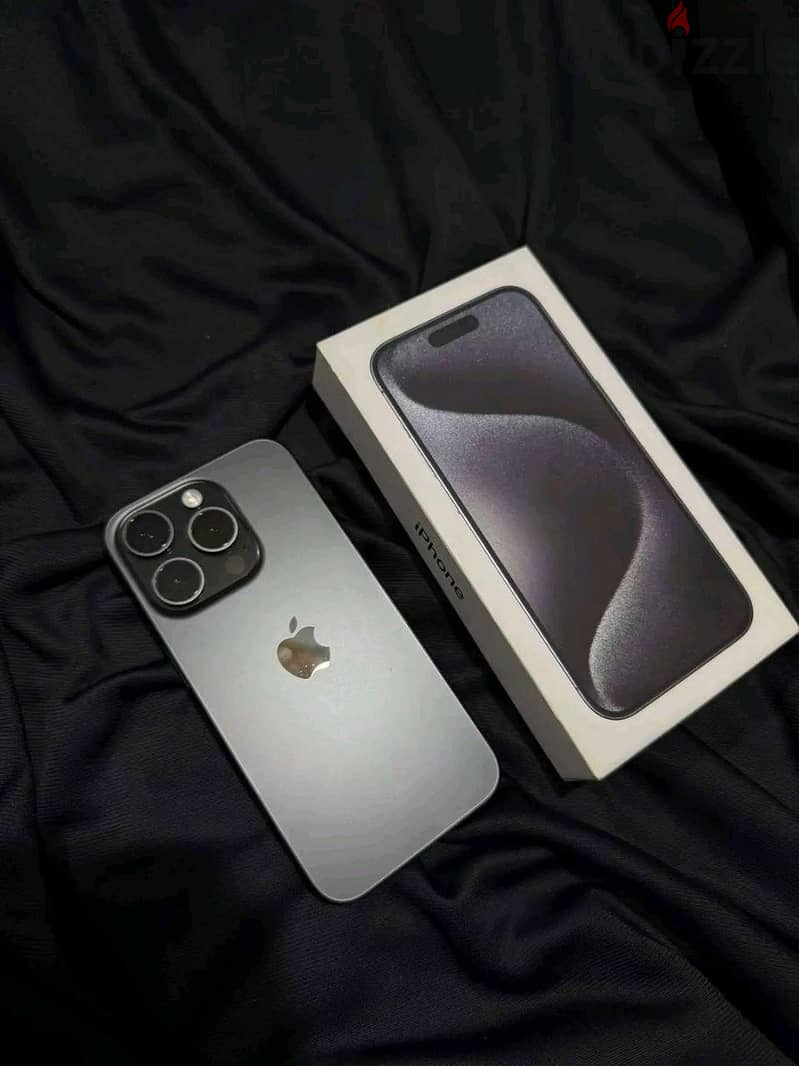 Apple - iPhone 15 Pro Max 1