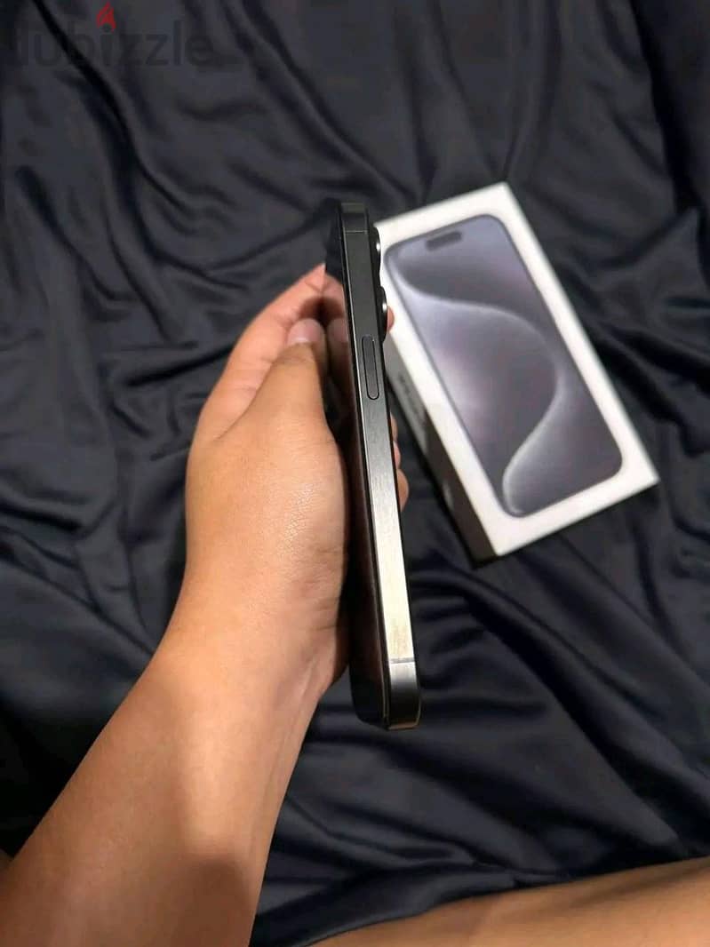 Apple - iPhone 15 Pro Max 2