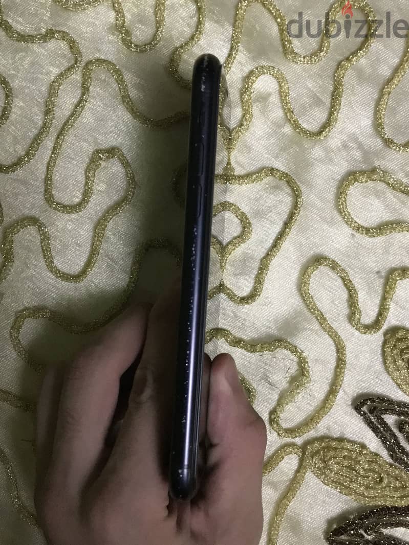 Apple - iPhone XR 2
