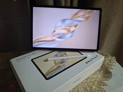 تابلت هونور Honor X9A شريحه 4G للبيع جديد بالضمان ومعاه قلم