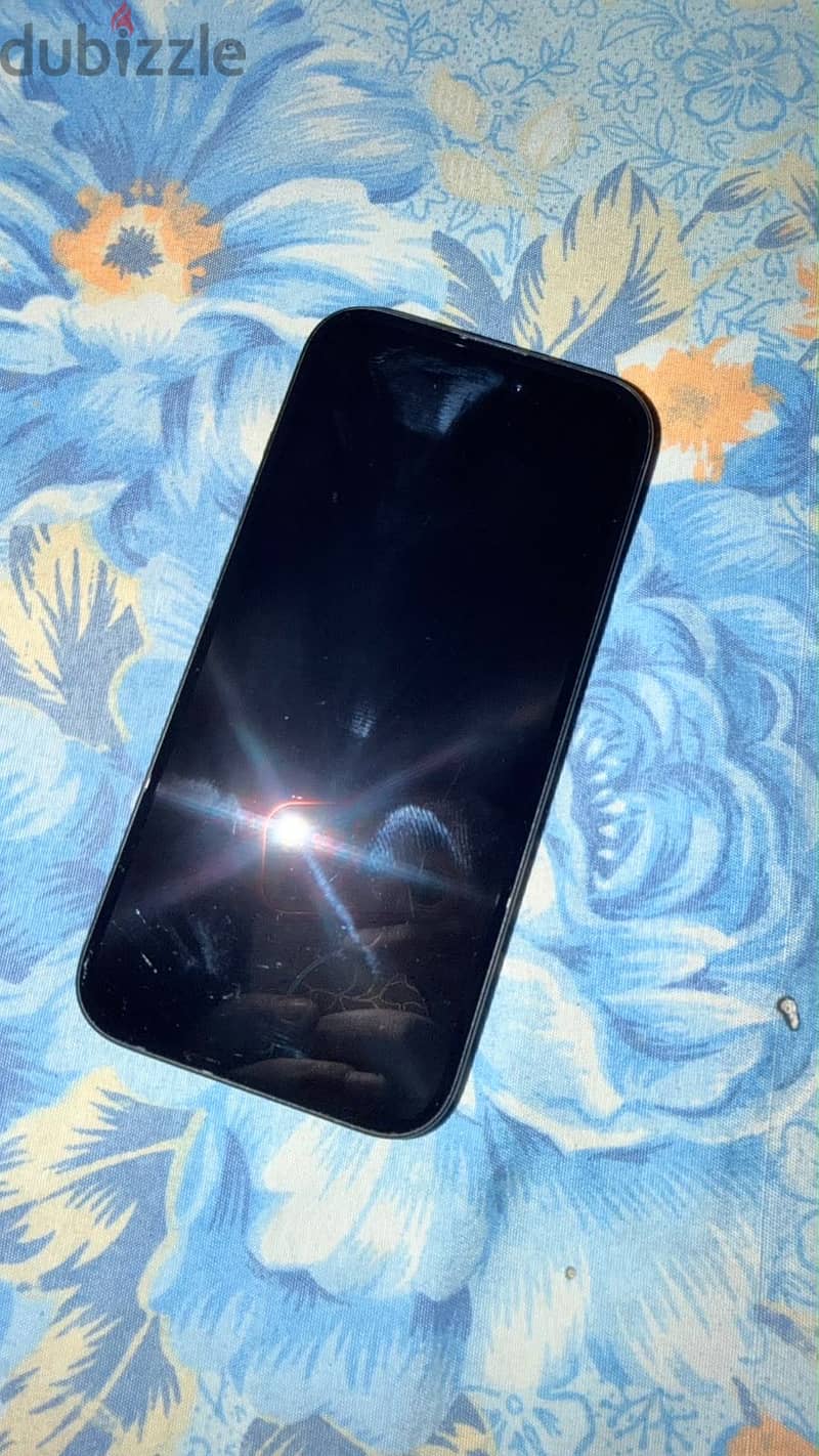 Apple - iPhone 15 4