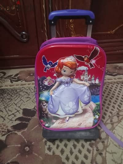 2 شنطة مدرسه بالعجل